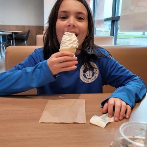 Meet your Posher, Liz